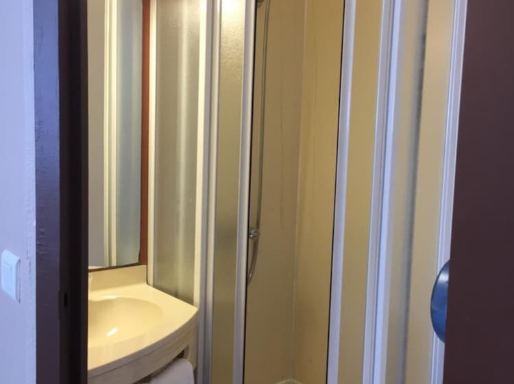 هتل Hôtel Amarante Besançon Micropolis