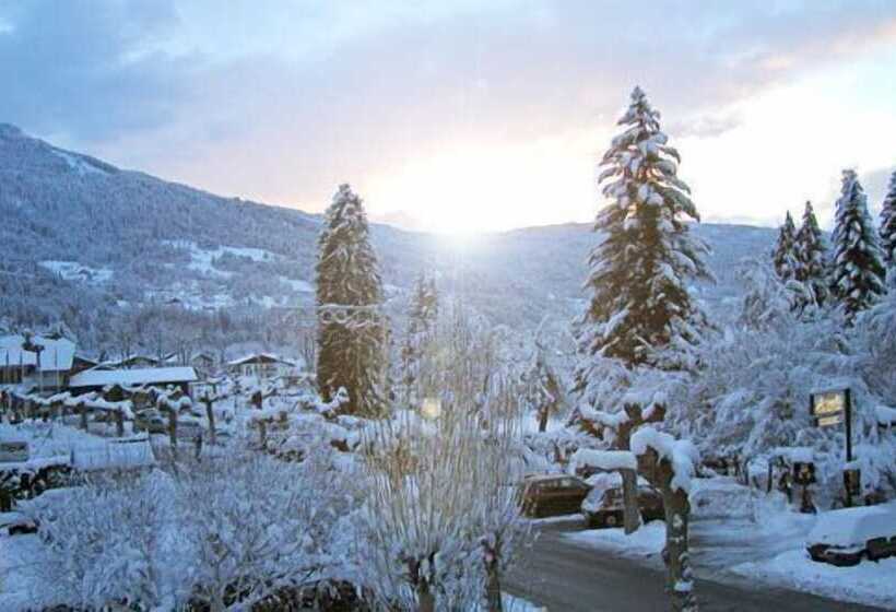هتل Hôtel Les Glaciers