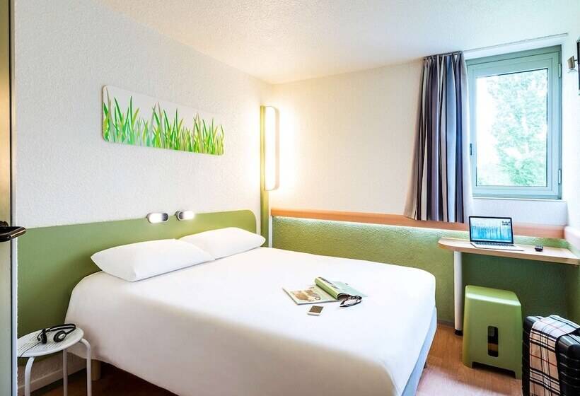 בית מלון כפרי Ibis Budget Châtellerault Nord