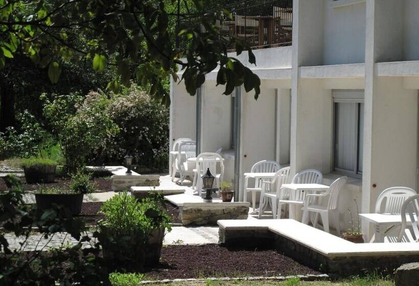 ホテル La Longue Vue