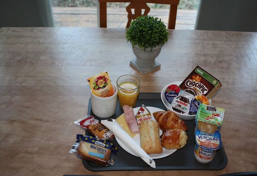 ホテル Le Clos Des Médiévales