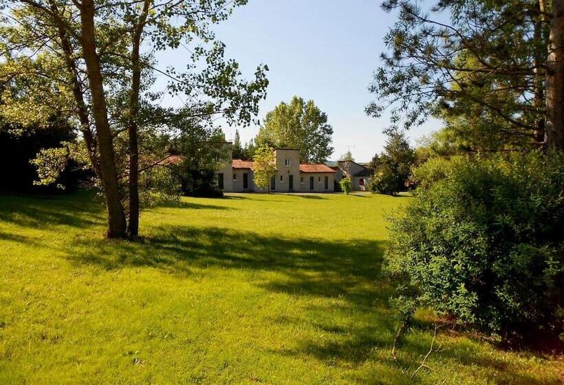 Отель Le Moulin De Barette