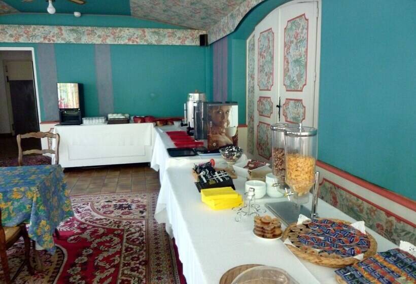 هتل Le Moulin De Barette