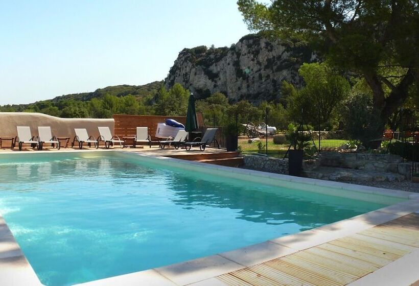 Отель Maison Chenet   Les Chambres Entre Vigne Et Garrigue   Teritoria