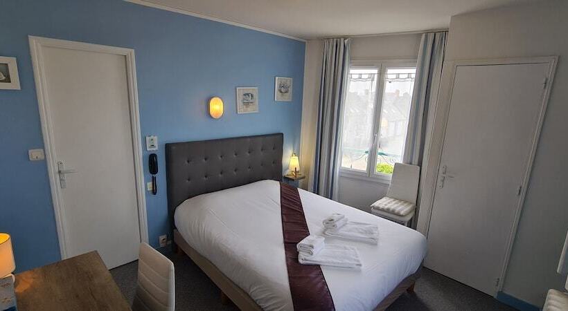 هتل Logis Hôtel Le Bretagne