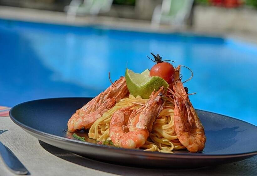 בית מלון כפרי Logis Le Relais De Sassenage