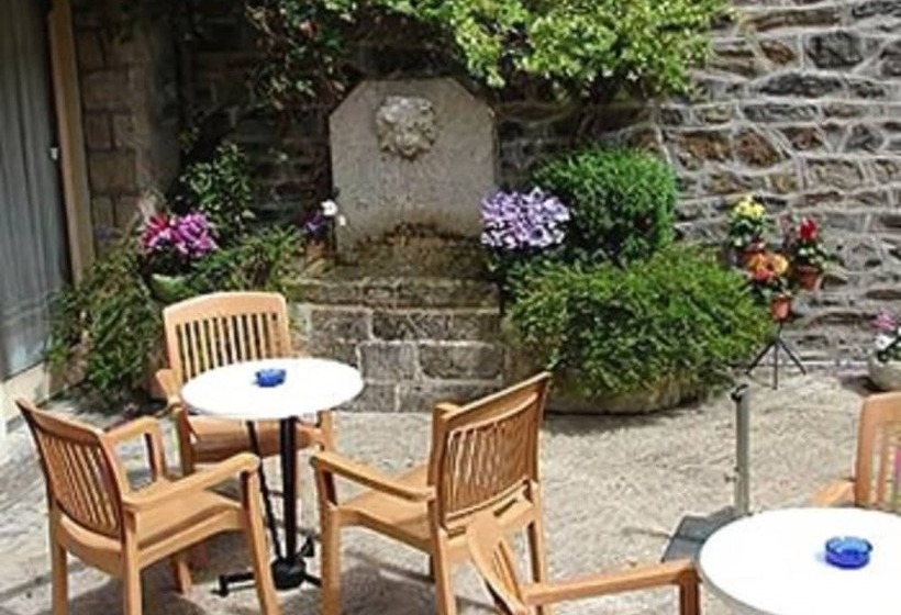 בית מלון כפרי Hôtel Ambroise