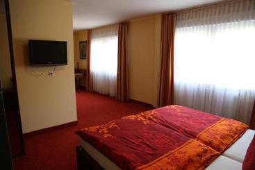 هتل Posthof