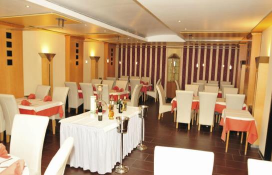 هتل Ristorante Kurtz