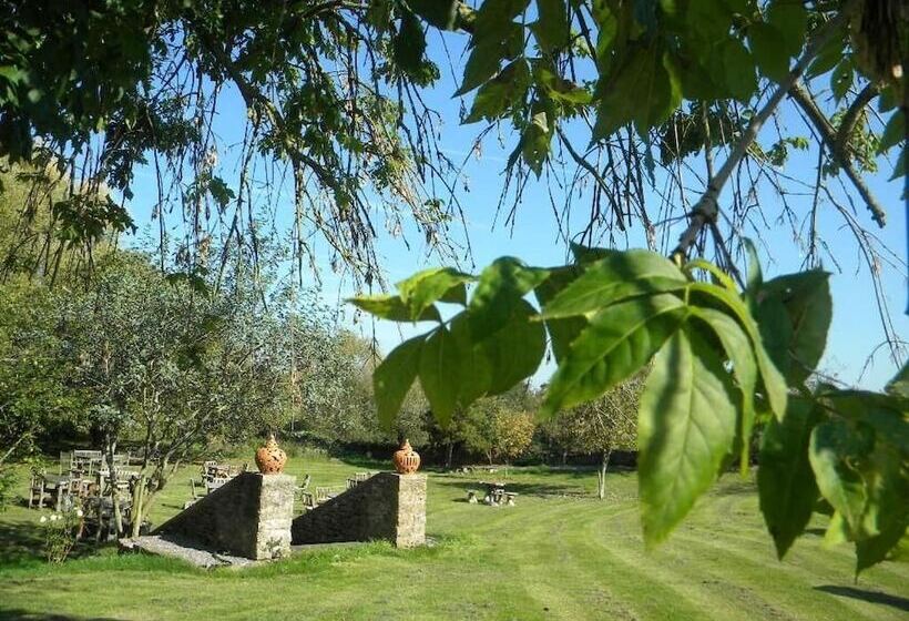 هتل The House Near Bath