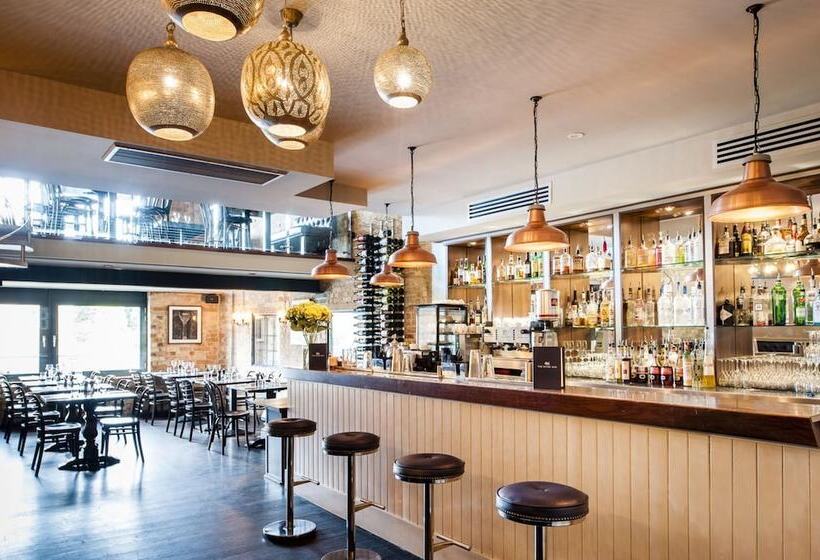 The Varsity Hotel & Spa