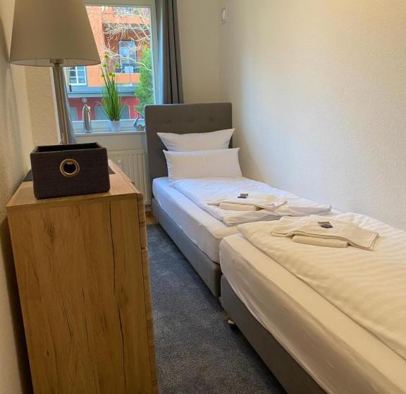 فندق & Restaurant ,,zur Alten Oder In Frankfurt Oder