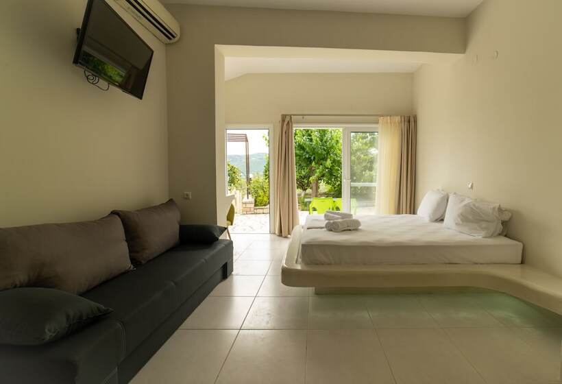 Kanali Village Parga