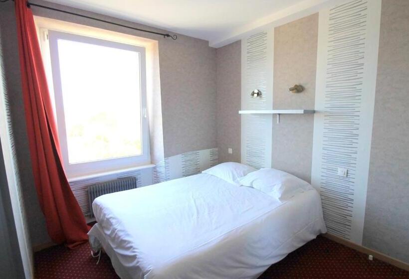 ホテル Restaurant Le Phare