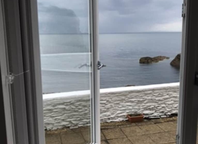 Beautiful Sea View Apartment