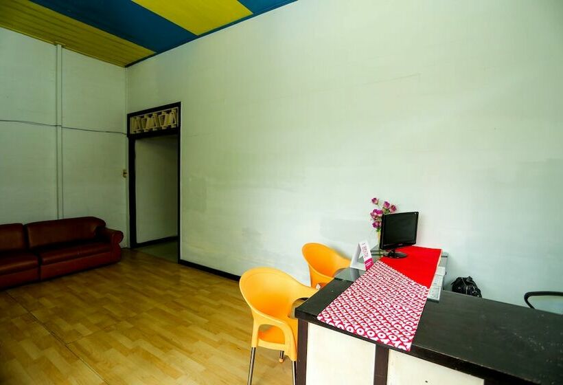 هتل Pulau Laut Guest House By Oyo Rooms