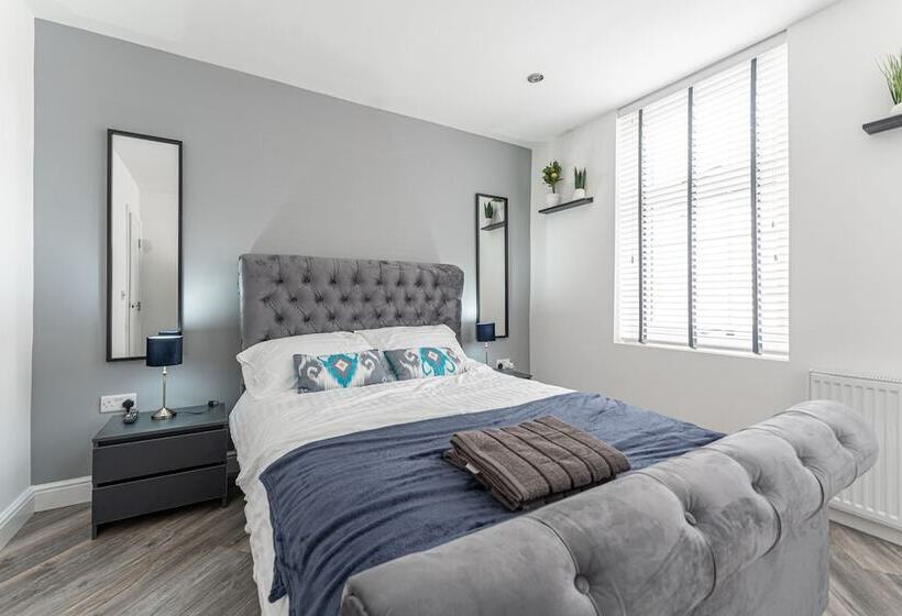 Tanna Estates   George Street House