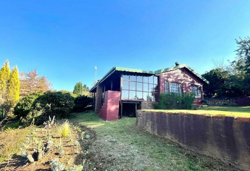 The Hedge at dullstroom cottage