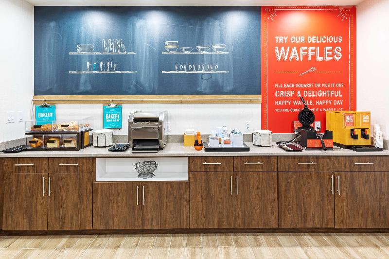 Отель Hampton Inn & Suites Canyon