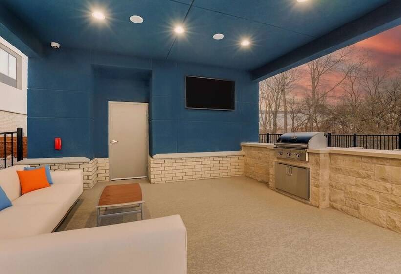 هتل Hampton Inn & Suites Weatherford