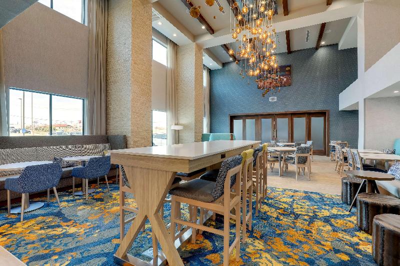 هتل Hampton Inn & Suites Weatherford