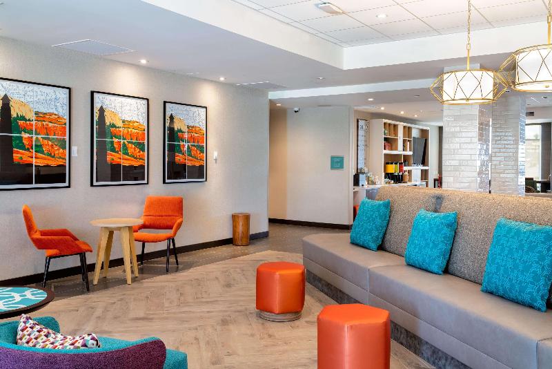 هتل Home2 Suites Lake Havasu City, Az