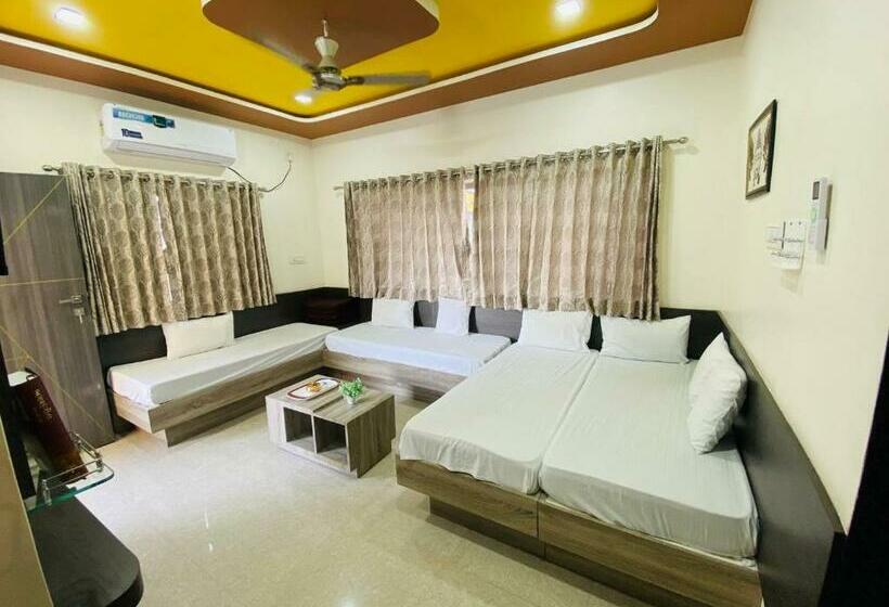 Sardar Home Stay