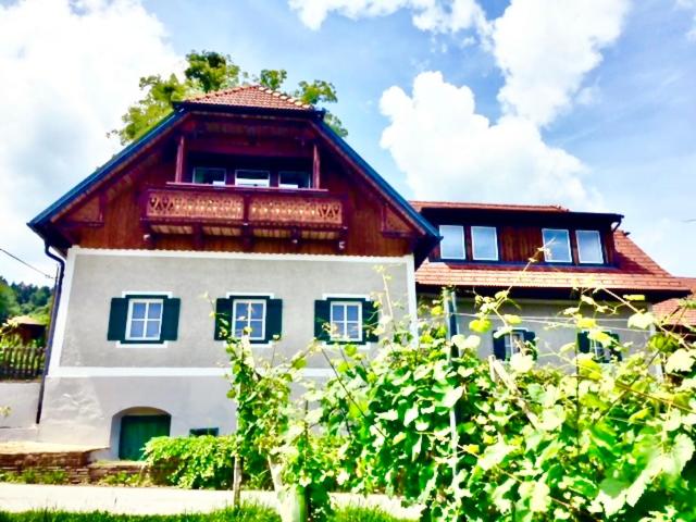 Schilcherland Studio