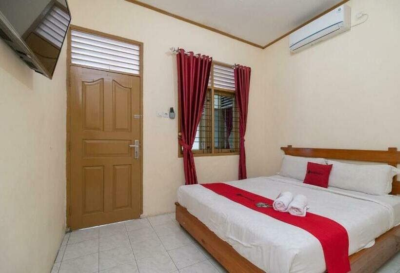 هتل Reddoorz Near Rs Awal Bros Sudirman Pekanbaru