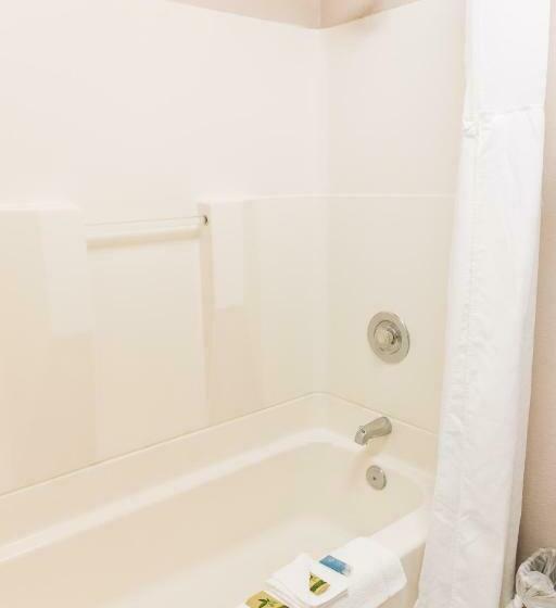 مُتل Quincy Inn And Suites