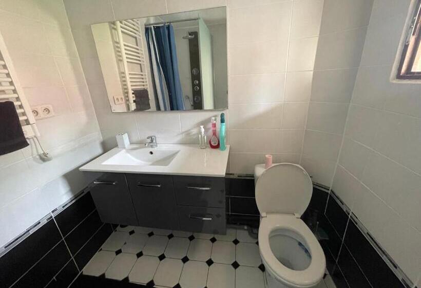 پانسیون Agréable Appartement Dans Une Maison