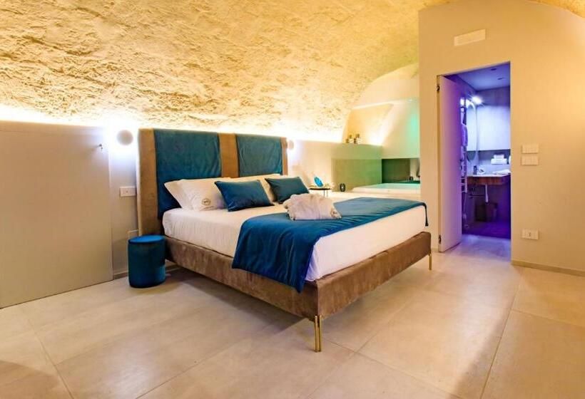 پانسیون Iris Luxury Suite