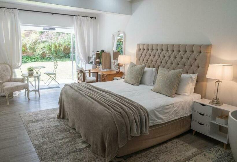 پانسیون Kelkiewyn Waterkloof Guesthouse