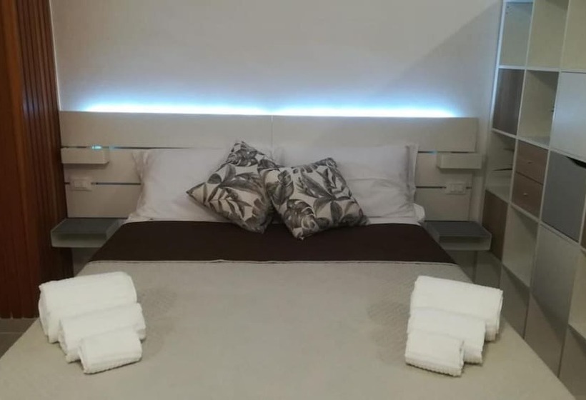 Domus Ponente