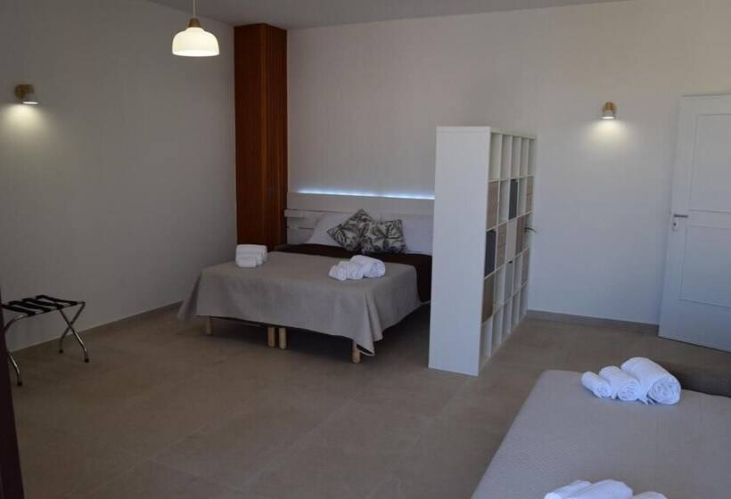 Domus Ponente