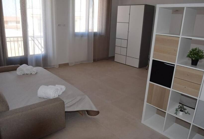 Domus Ponente