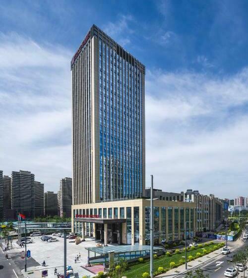 هتل Wanda Realm Chengde Jinbao