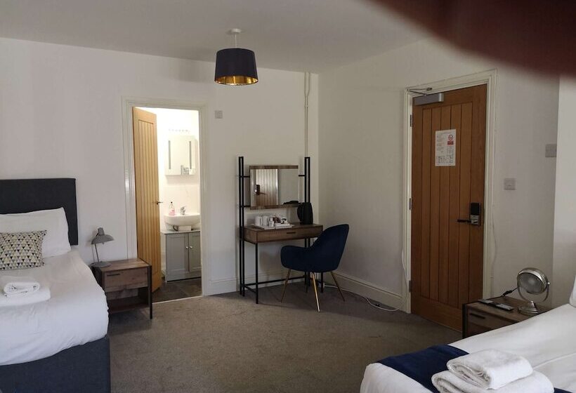 פנסיון North Cambridge Guesthouse By Payman Club