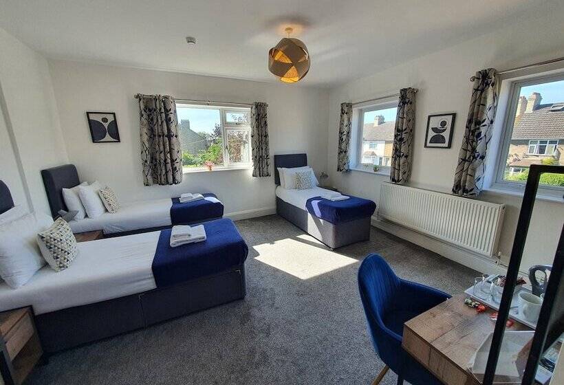פנסיון North Cambridge Guesthouse By Payman Club