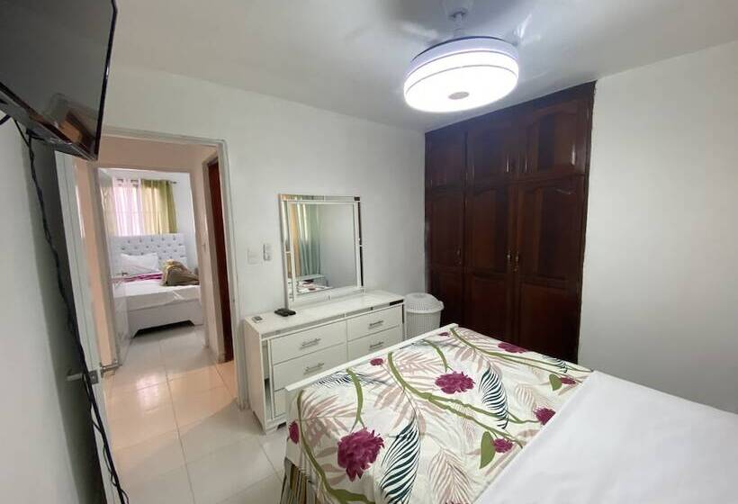 9 Santiago Monumental Area Cozy 3 Bedrooms   Wifi  Apartment For 7 Peoples   Transportation 24 Hours