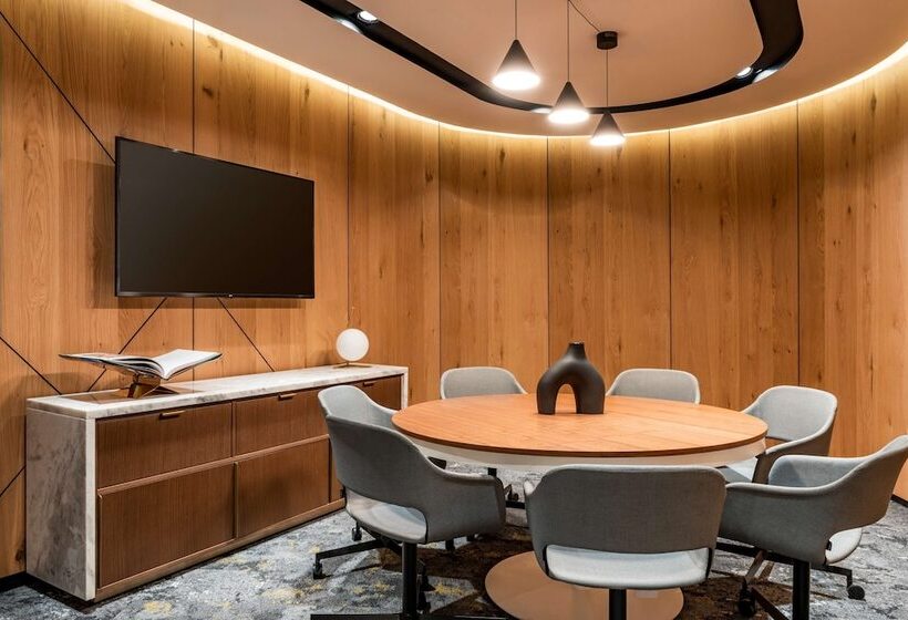 هتل Andaz Condesa Mexico City, By Hyatt