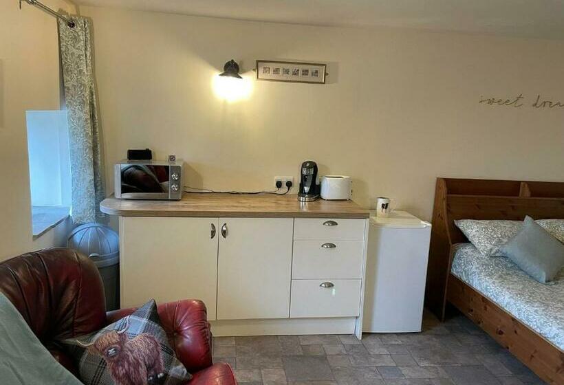 فندق Boujie Barn  Stable