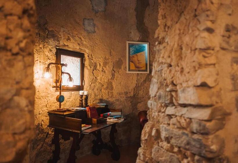 ホテル Castello Di Rocca Cilento