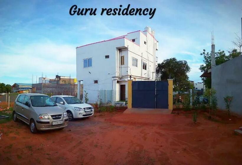 פנסיון Guru Residency Pondicherry