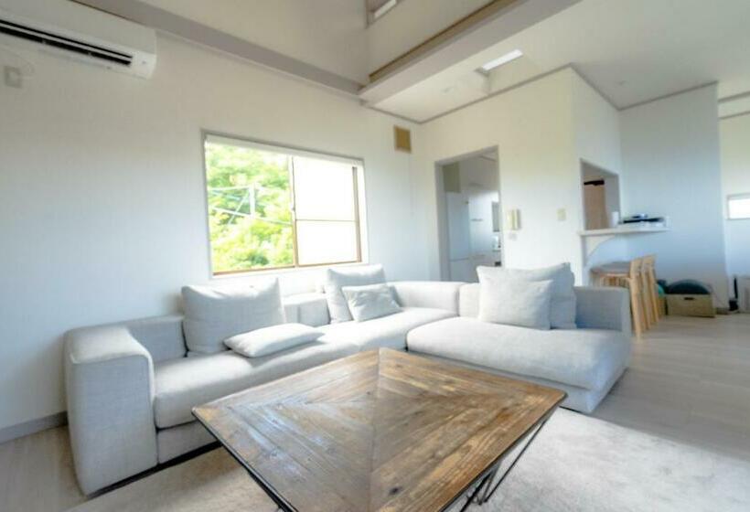 オザッキー大室高原9丁目