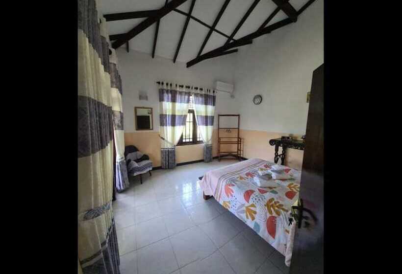 پانسیون Room In Bb Ja Elas French Touch 5