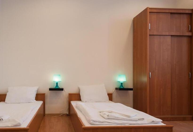 Fotos del hotel Broadway City Guesthouse:  15