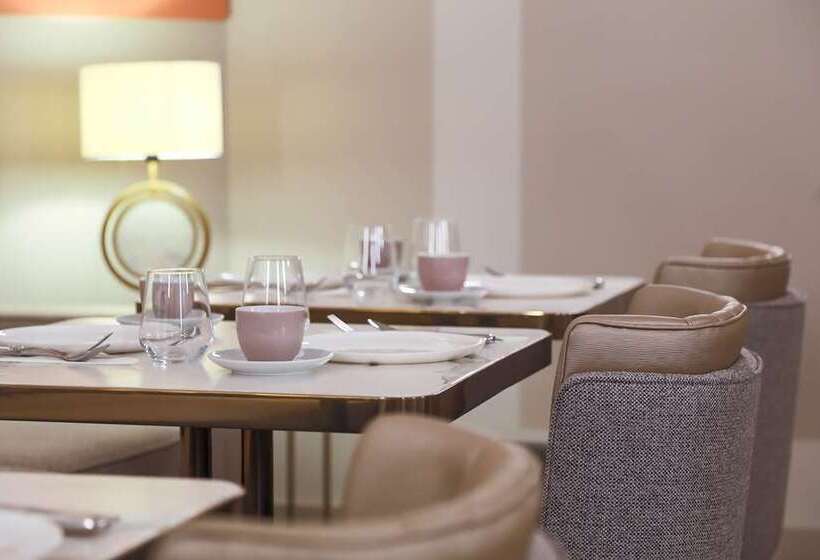 Fotos del hotel Camille Paris Tapestry Collection By Hilton:  14