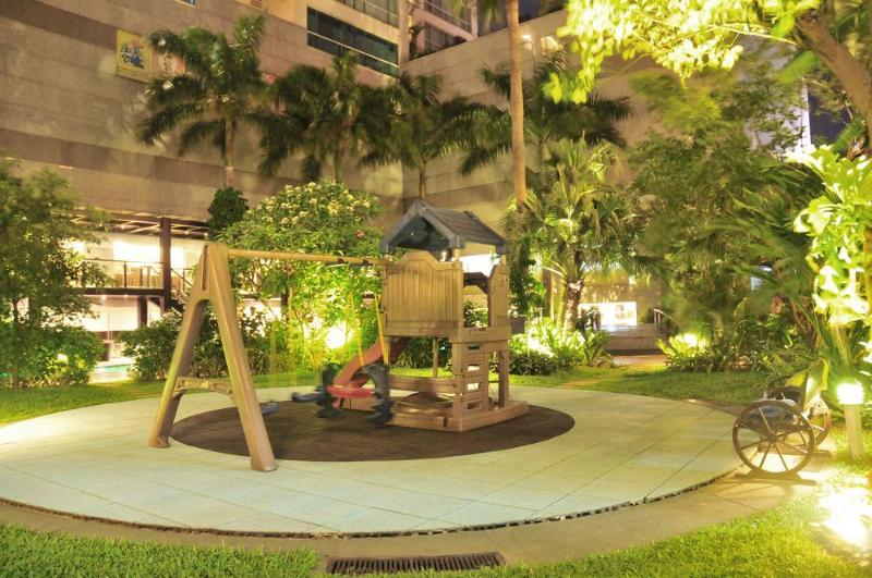 ホテル Fraser Suites Hanoi