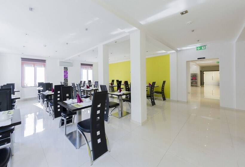 Fotos del hotel Herrmes:  25